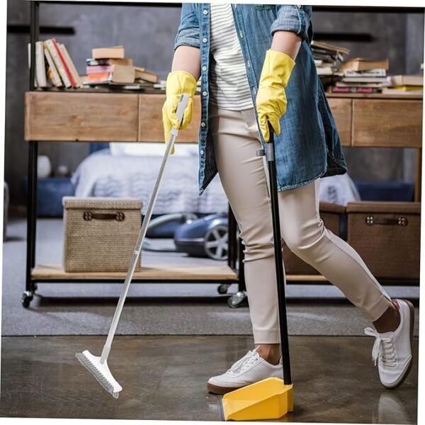 Bathroom Cleaning Brush with Wiper - Image 7