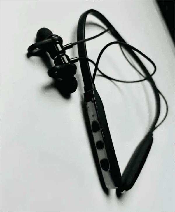 GX-Rocket Voice Changer Neckband 50 Hours Charging Backup - Image 6